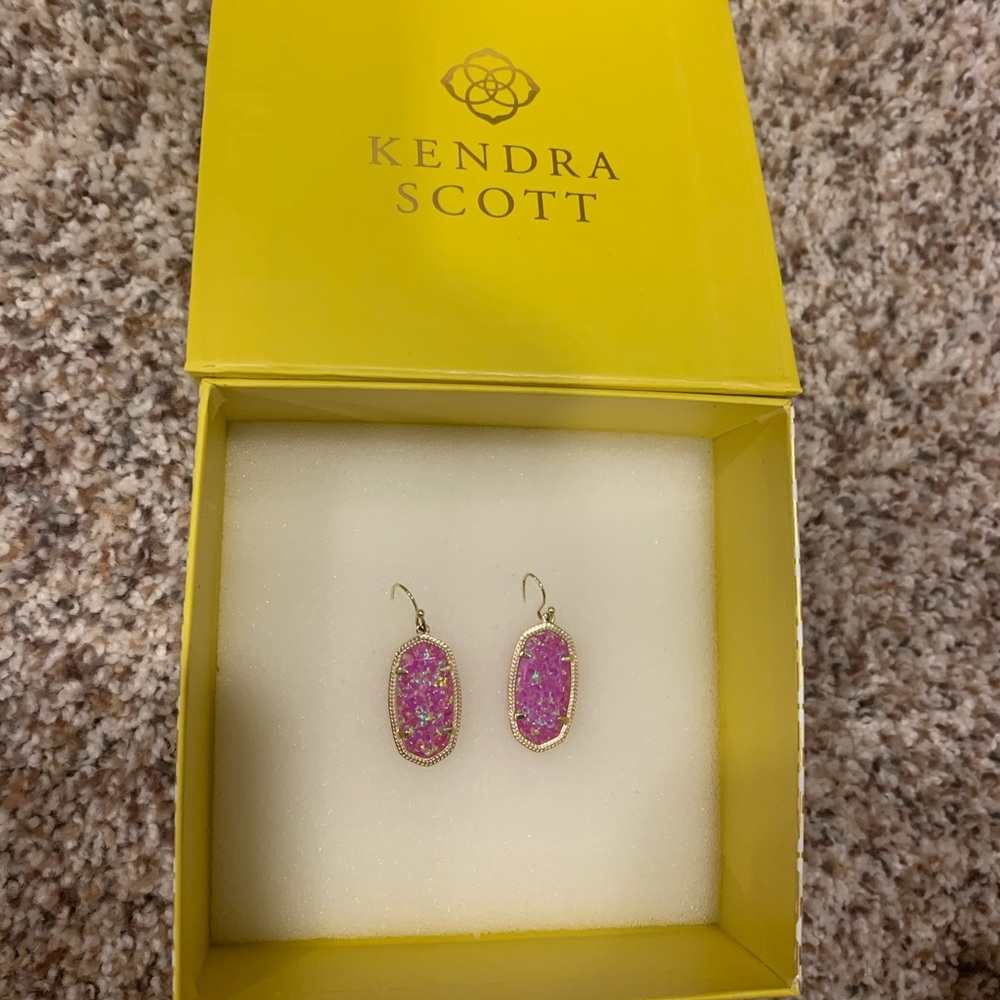 Kendra Scott pink opal stone Dani size